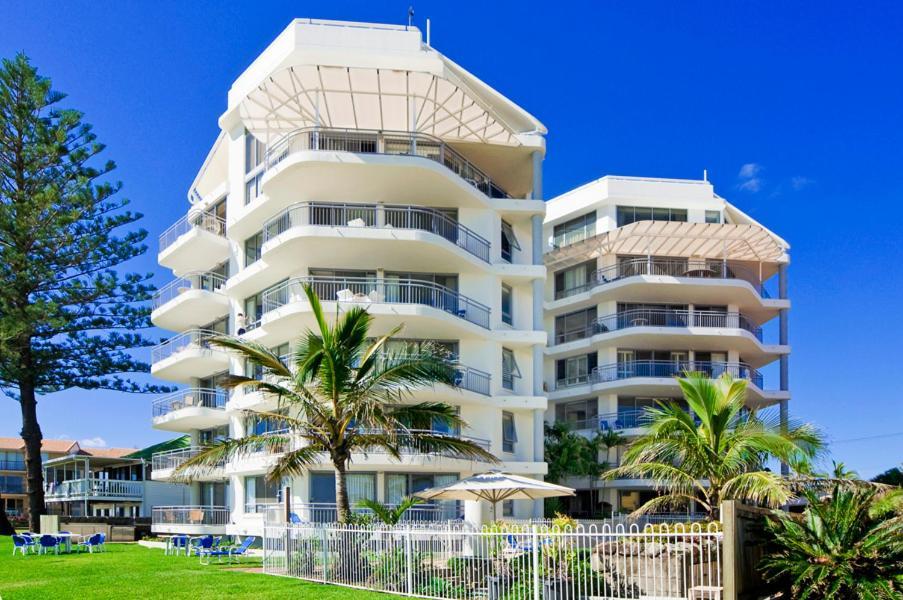 Oceanside Resort - Absolute Beachfront Apartments Guldkusten Exteriör bild